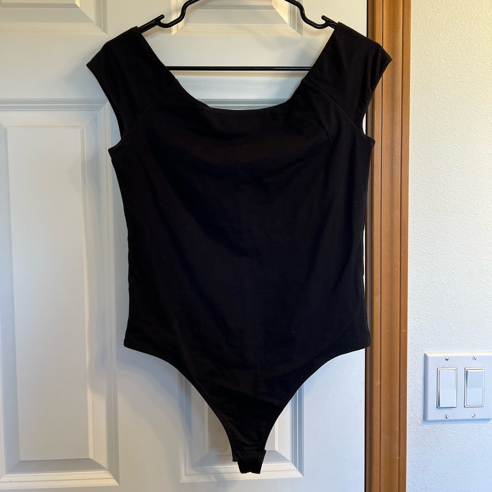 Everlane black off the shoulder bodysuit
